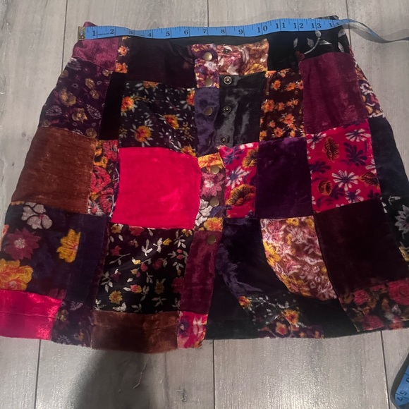 Reformation mini skirt - Picture 5 of 9